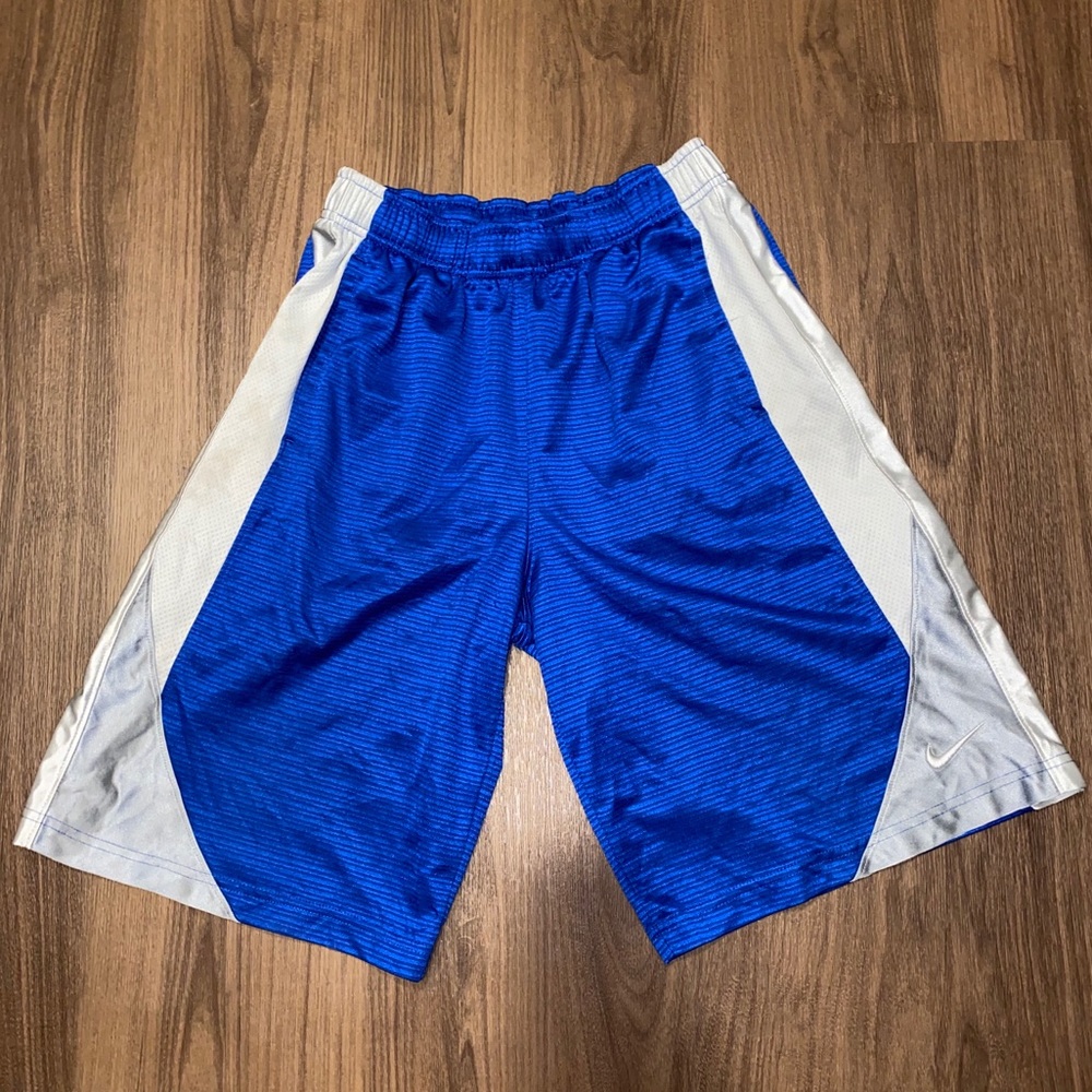 🎉 Nike Athletic Shorts 🎉